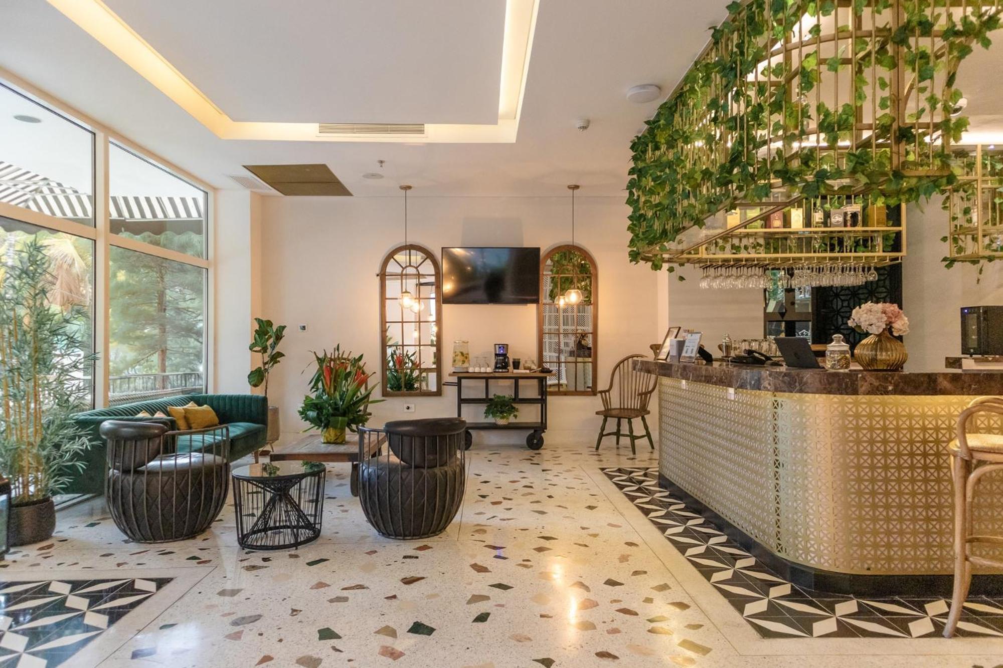 Hotel Faranda Collection Barranquilla, A Member Of Radisson Individuals Barranquilla  Exterior foto The lobby of the hotel