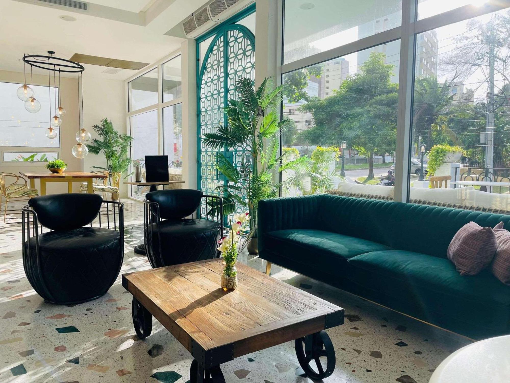 Hotel Faranda Collection Barranquilla, A Member Of Radisson Individuals Barranquilla  Exterior foto The lobby of the hotel